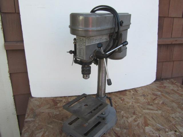 lot 251 image: Drill Press
