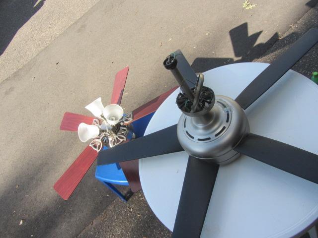 lot 271 image: Ceiling Fans