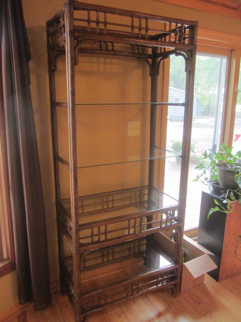 lot 6 image: Rattan Shelf