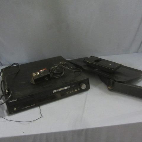 DVD, Wall Mount