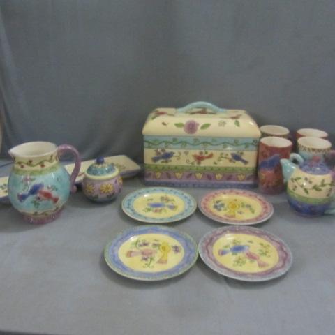 Birds & Bees Dinnerware