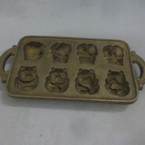 Cast Iron Muffin Pan