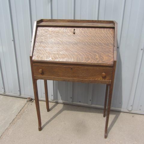 Drop Front Ladies Desk