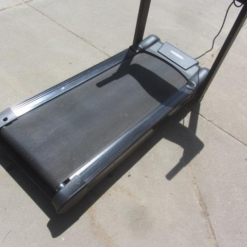 Health Trainer Treadmill, Weight Bench