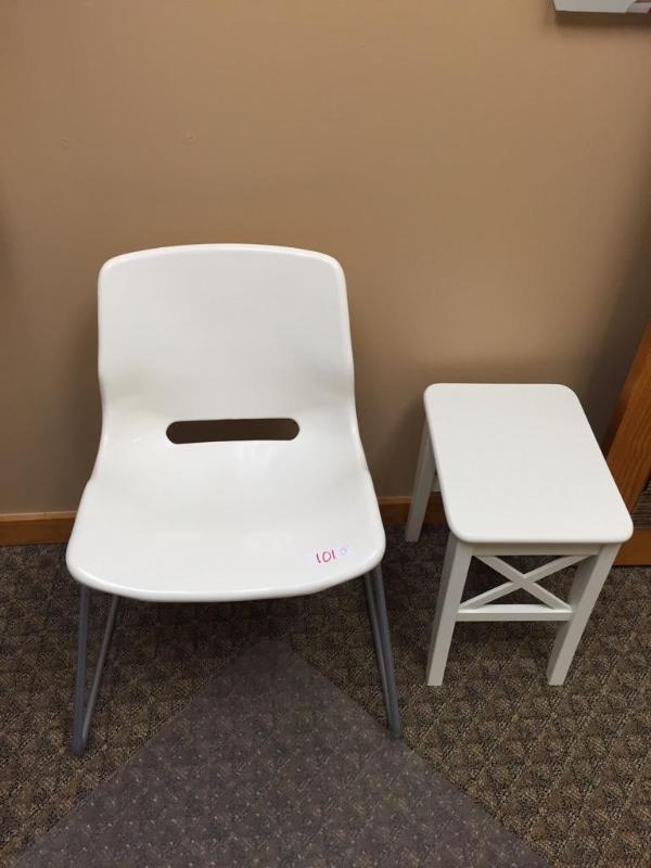 lot 101 image: IKEA chair and table 16x12x18...