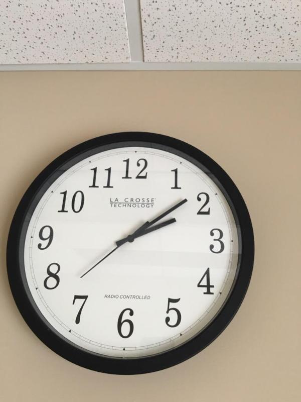 lot 16 image: La Crosse Technology Radio Controlled Clock. ...