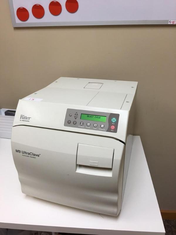 lot 18 image: Ritter M9-022 UltraClave Automatic Sterilizer...