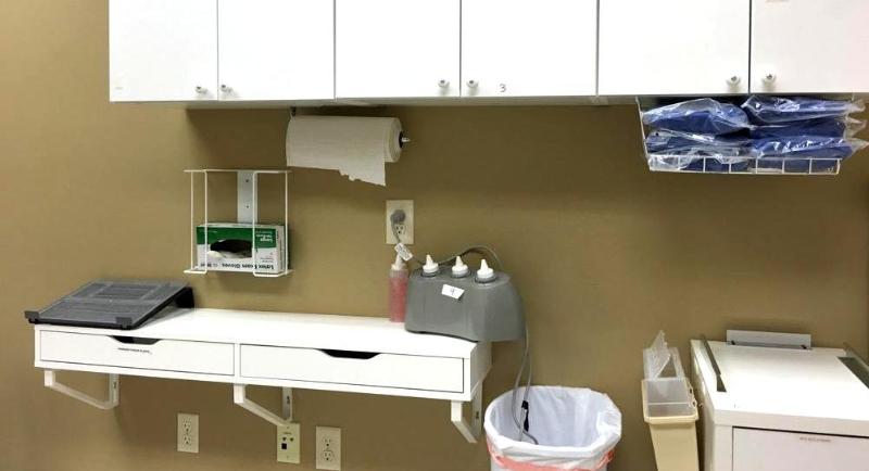 lot 7 image: Wall drawer unit, Rolodex laptop or folder ho...