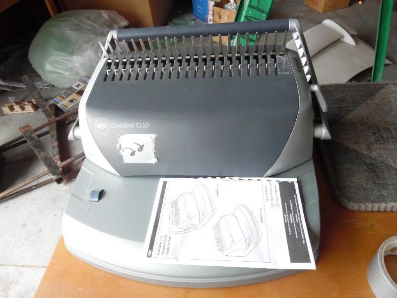 Paper binding machine