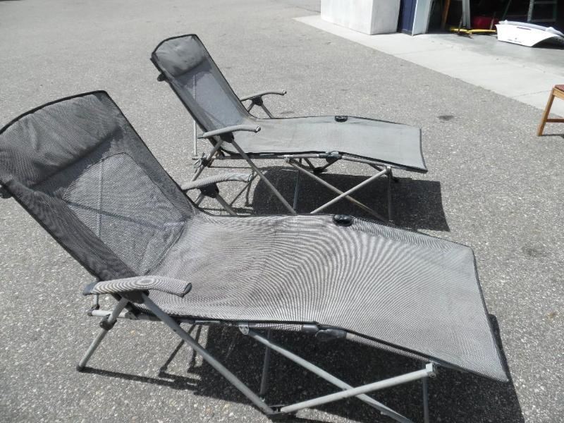 Outdoor lounge chairs