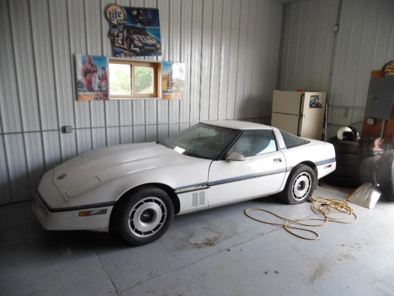 (2) 1984 Corvettes 