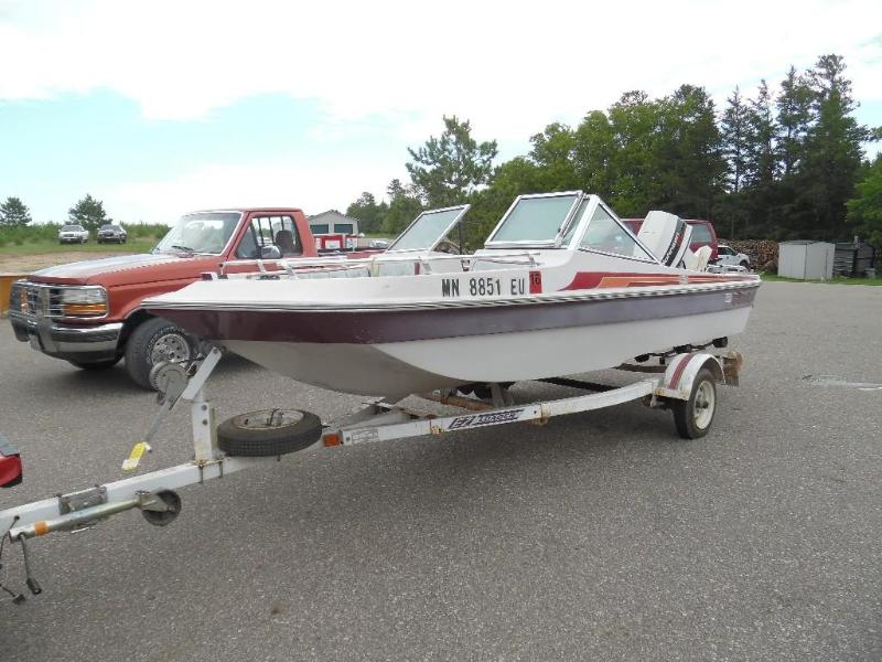 1984 Thundercraft boat | We Sell Your Stuff Inc. Auction 152 | K-BID