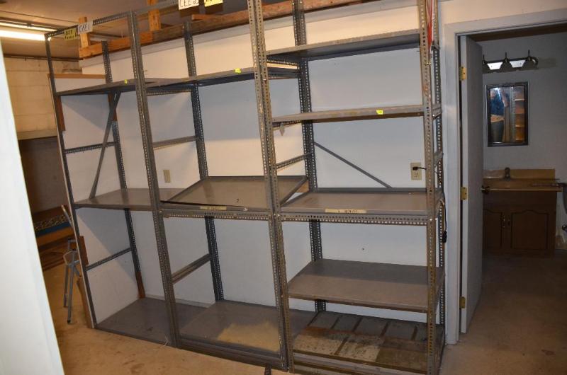 lot 124 image: Metal adjustable shelving 2 feet x 8 feet x 9...