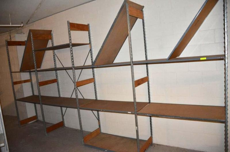 lot 134 image: Metal adjustable shelving 24&quotx96&quotx1...