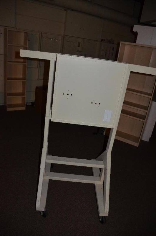 lot 159 image: Rolling display board on caster 60x60"...