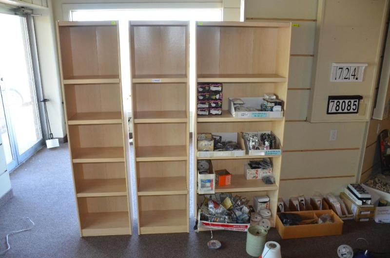 lot 30 image: 3 shelves - two are 18x 71x12 & one is 30...