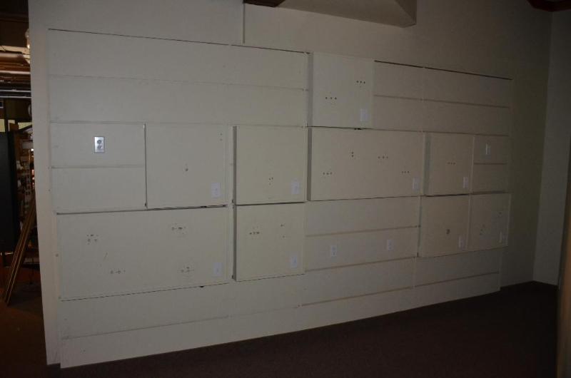 lot 32 image: 2 display walls 8 feet tall. Includes the han...