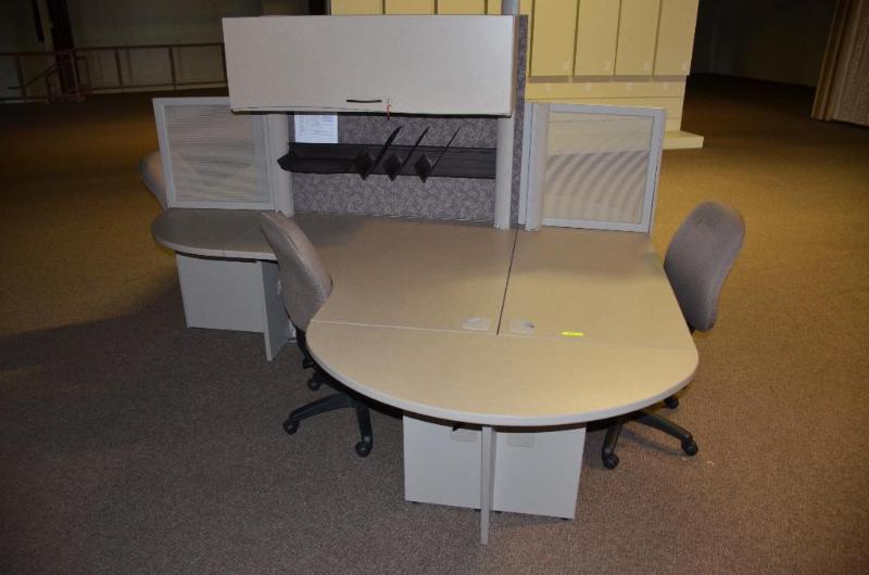 lot 42 image: 4 desk stations 96&quotx128". Located ...