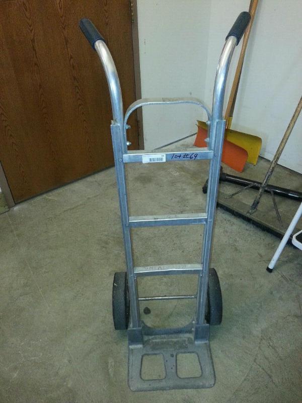 lot 64 image: Two wheel hand truck...