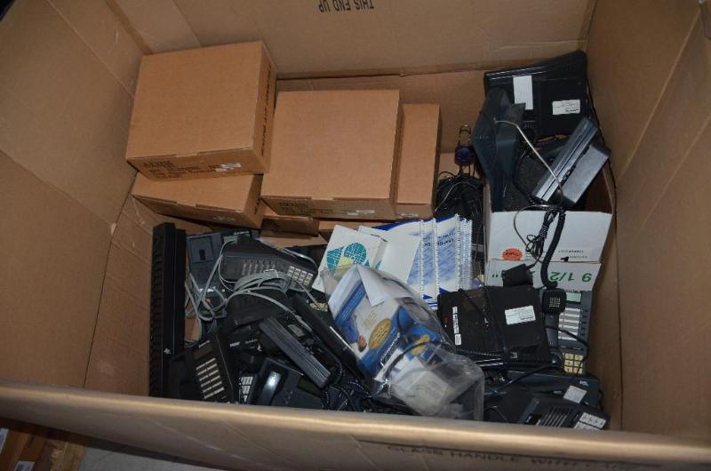 lot 69 image: &nbspLarge lot of Inter-Tel phones (approx 2...