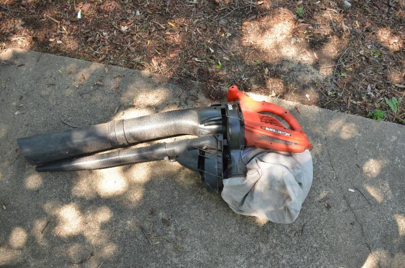 Black &amp Decker Vortex leaf blower  vacuu...