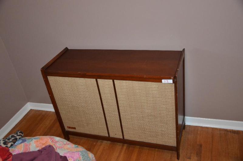 Vintage stereo cabinet converted to storage 4...