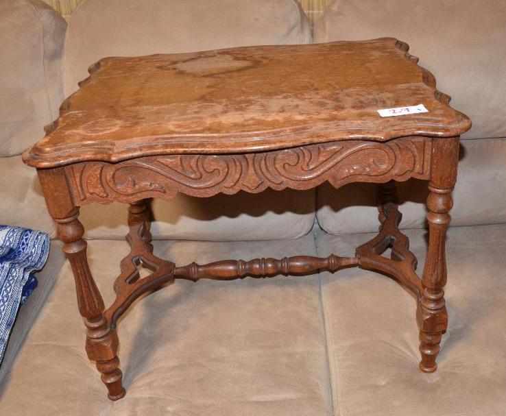 Vintage table24x19x19&quot...