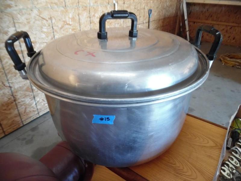 Aluminum pot