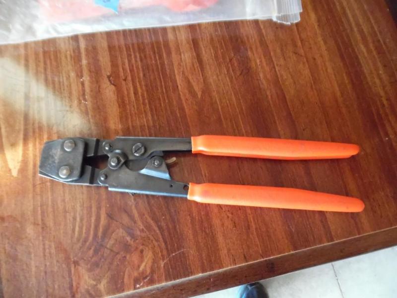 Pex clamp tool