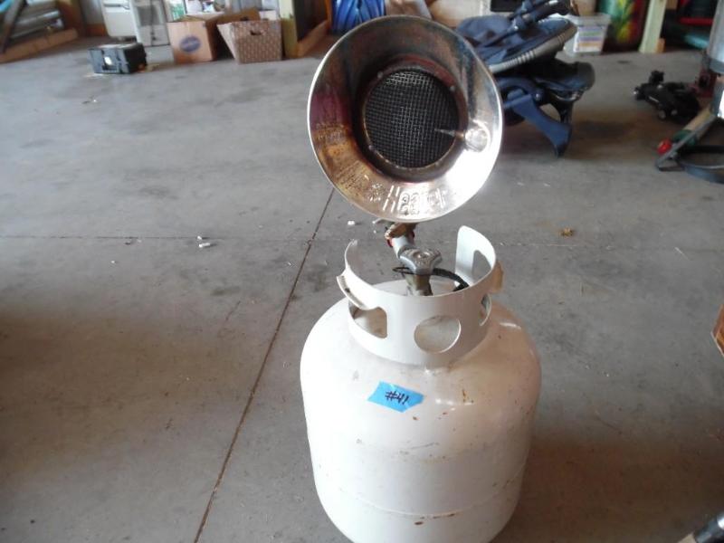 Propane tank and heater