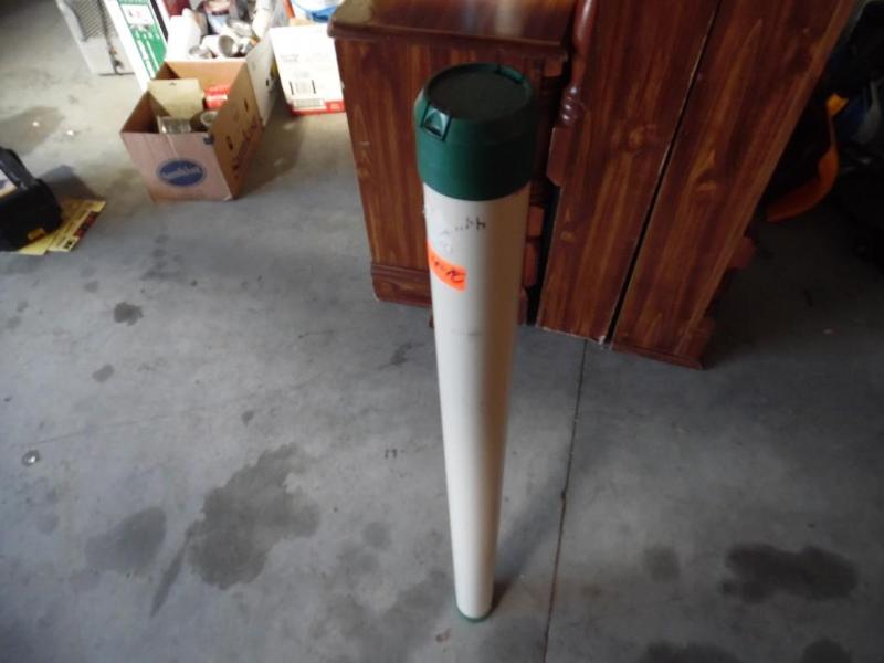 Fishing rod carrying case