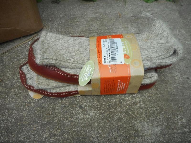 lot 48 image: Acorn Ragg Wool Slipper Socks