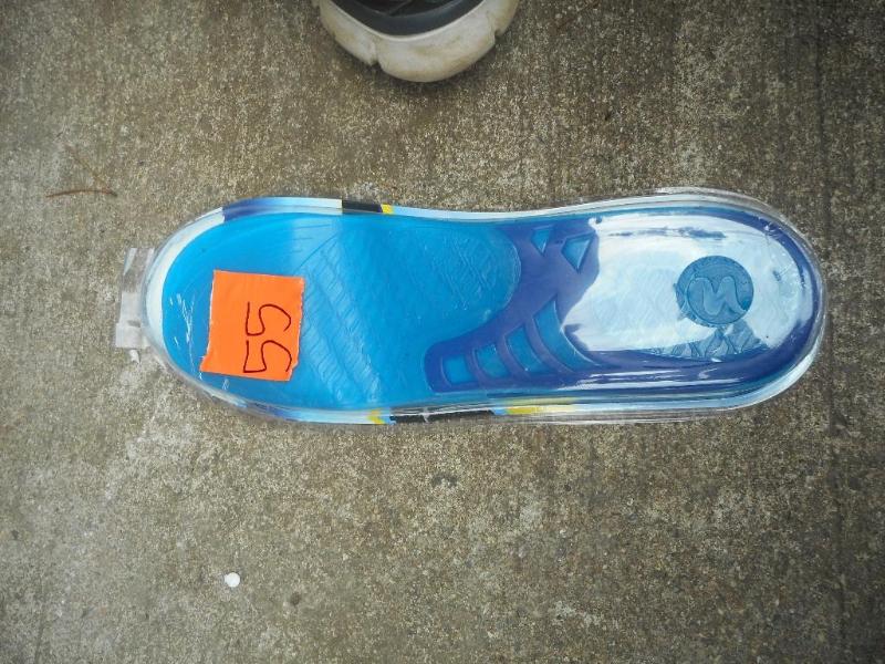 lot 55 image: Massaging Gel Insoles