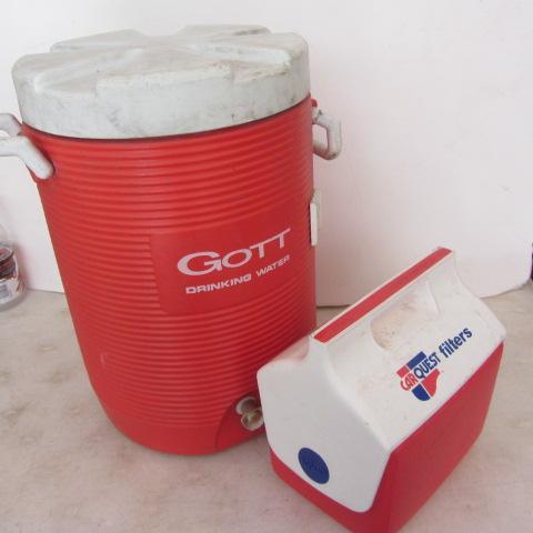 Gott & MiniMate Coolers