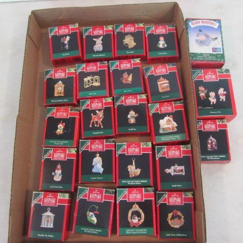 Hallmark Ornaments, Minis
