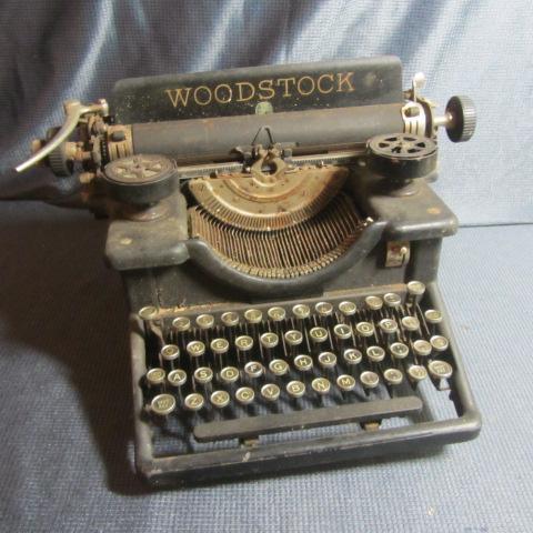Vintage Woodstock Typewriter