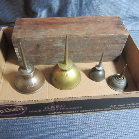 Ford & Eagle Oil Cans, Cheese Box