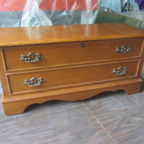 Lane Cedar Chest
