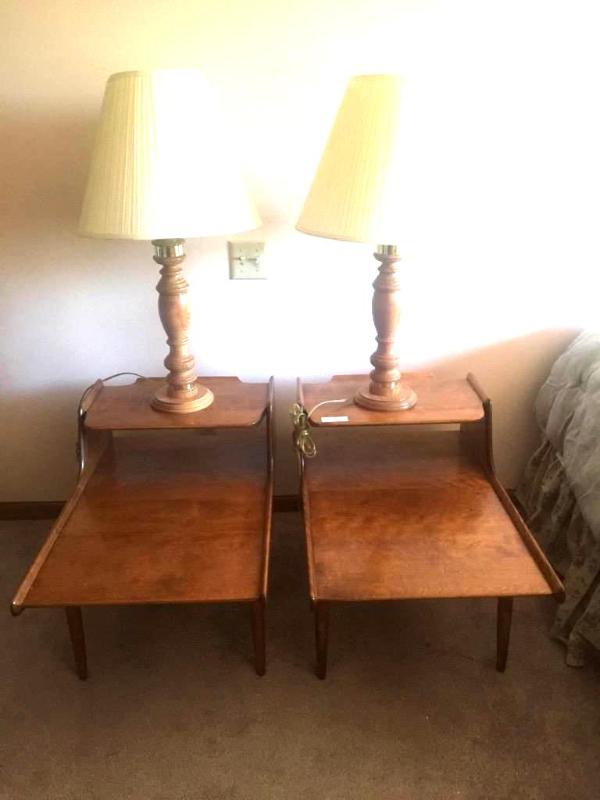 lot 12 image: Conant Ball Furniture Makers #8053  -&nb...