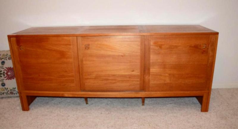 lot 2 image: Beautiful &nbspMid Century TEAK wood Danish ...