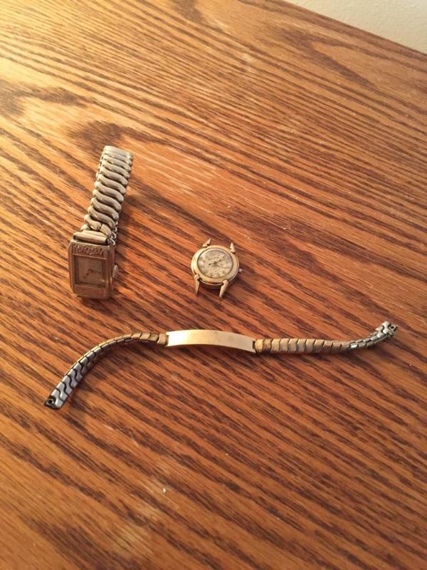 lot 39 image: Bulova 10K rolled Gold plate Watch 1950s Ki...