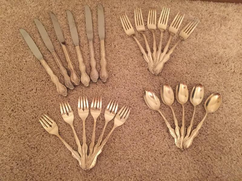 lot 69 image: Lot of WM Rogers MFG Co extra plate Original ...