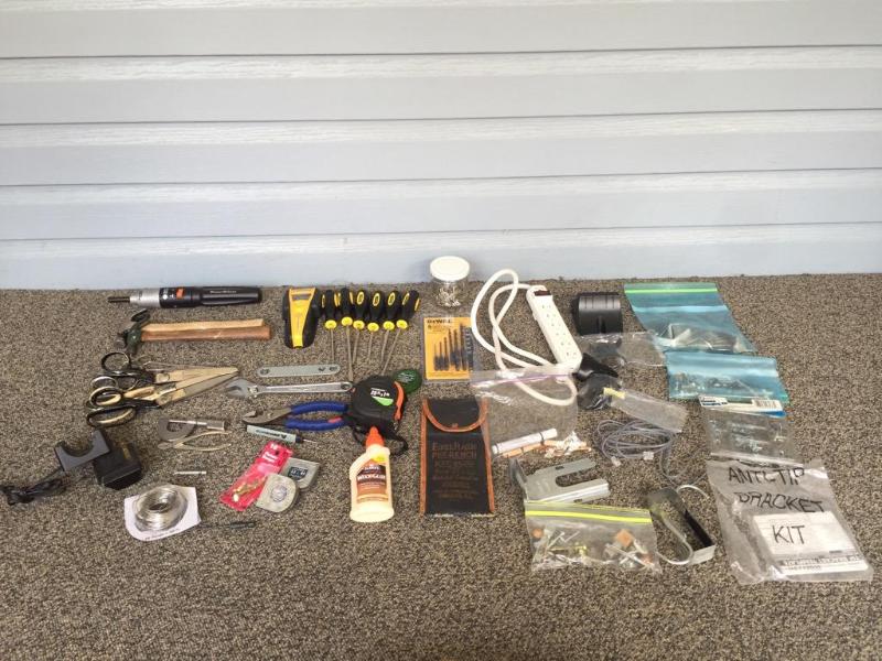 lot 82 image: Large group of tools as seen...