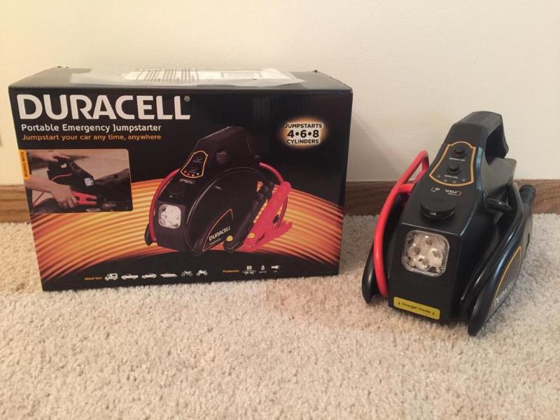lot 83 image: Duracell Portable Emergency Jumpstarter....