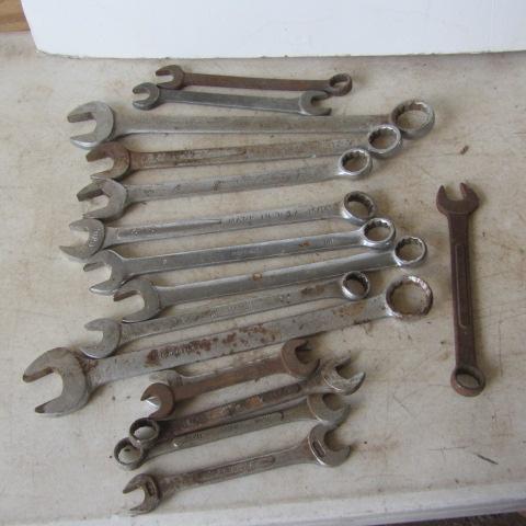 lot 104 image: Combination Wrenches