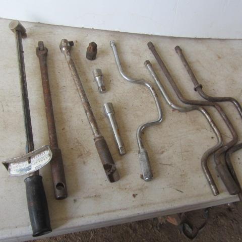 lot 109 image: Speed Wrench, Extensions
