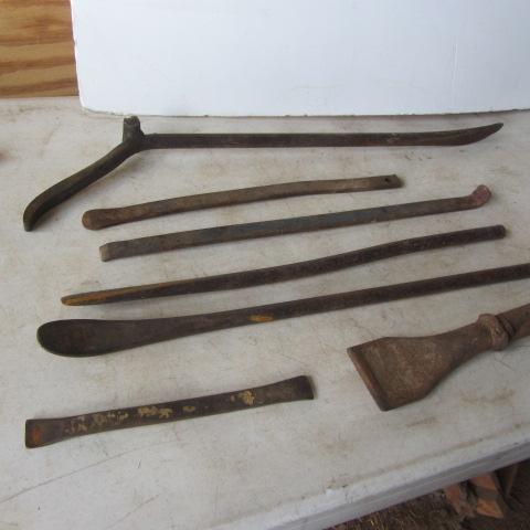 lot 117 image: Tire Irons