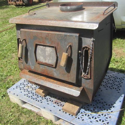 lot 15 image: Wood Burning Stove