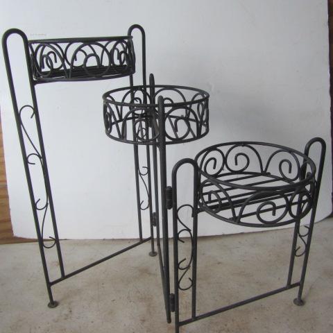 lot 159 image: Triple Platform Plant Stand