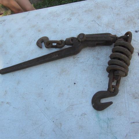 lot 199 image: Load Bind